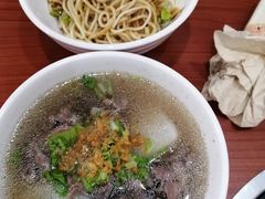 -阿波潮汕牛肉火锅·汤粉面(拱北店)