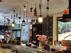 -大头虾越式风味餐厅(光明广场店)