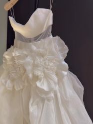 -Vera Wang婚纱礼服旗舰店