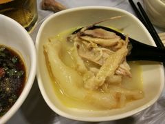 -鲜入围煮花胶鸡海鲜火锅