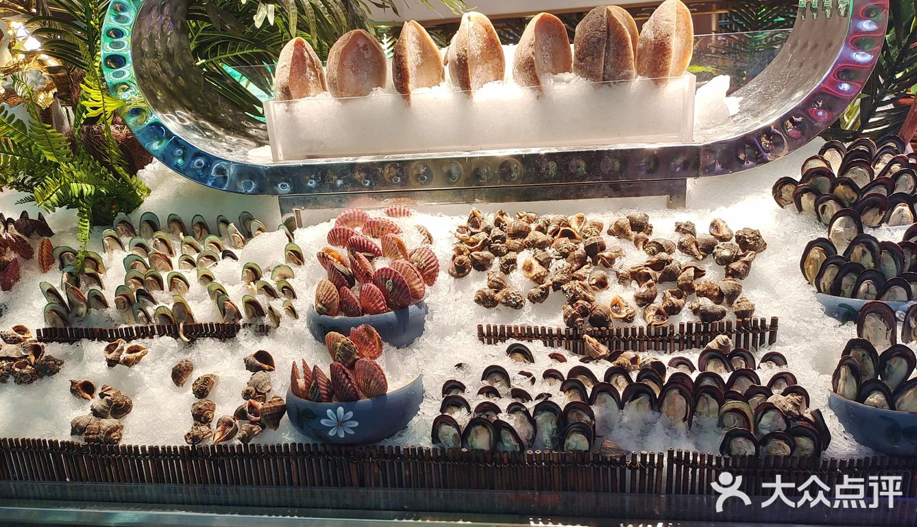 这是我吃的品种最丰富的自助餐，价格还不贵