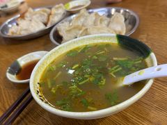 -黄阿姨锅贴大王(万航渡路店)