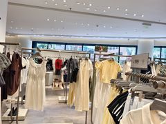 -URBAN REVIVO(大信新都汇店)