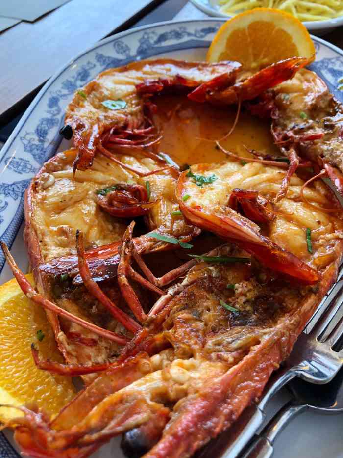 terreiro-"#补写葡萄牙海鲜篇# 碰巧逛到这家在河."-大众点评移动版