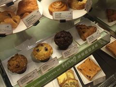 -星巴克(广州淘金路店)