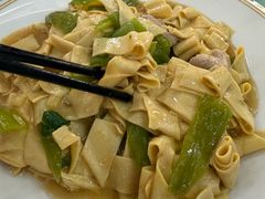 -鹤乡东北菜(崮山路店)