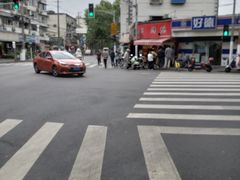 -晶牌烤鸭(延吉东路557弄小区店)