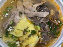 -孔师傅八仙老鸭粉丝汤(上海市第一食品商店南东店)