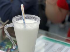 杏仁汁鲜奶-义顺牛奶公司