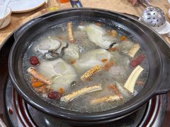 -濠轩阁特色生蚝火锅(水湾路店)