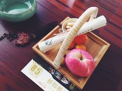 -南京夜泊秦淮君亭酒店·金陵书画院