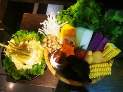 -湊湊火锅·茶憩(新中关购物中心店)