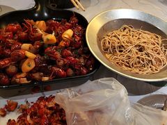 -巴厘龙虾·榜首油焖大虾(音乐学院·沿江酒馆店)