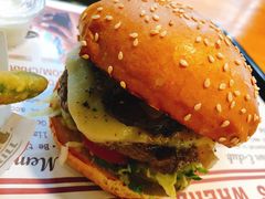 -The Habit Burger Grill 哈比特汉堡(复兴soho店)