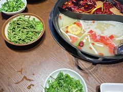 -红牌美蛙鱼头火锅(万辉国际广场店)