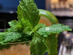 -龙虾酒吧扒房(宁波香格里拉店)