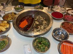 -憨铁匠老火锅(龙岗万科里店)