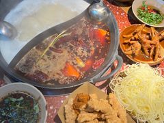 -赵美丽·重庆社区火锅·直营店(火车东站·中豪国际店)