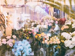 -FLOVIE FLORIST CAFE