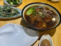 -玖鲜小笼(中山广场店)