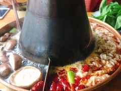 -东镇老火锅(长春路首店)