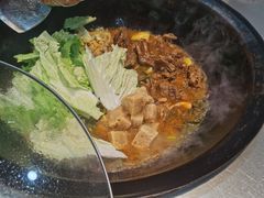 -屯老二农家铁锅炖·行业领军者(梅江店)
