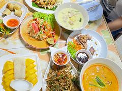 -Kat's Kitchen