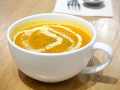 南瓜汤-HELLO 27 意面·沙拉·帕尼尼