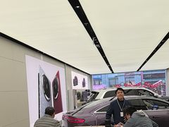 -华为智能生活馆(上海金桥国际商业广场)