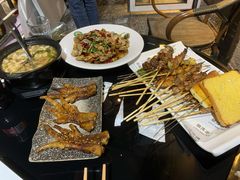 -丽伟的串·烧烤·砂锅(芝麻街店)
