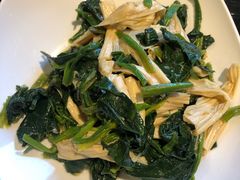 -老牌坊鲁菜名店(美莲广场店)