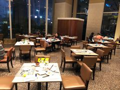 大堂-怡聚轩全日制自助餐厅(大中华喜来登酒店)