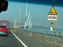 -佰里庭·北岸服务区商场