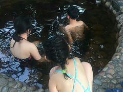 -中家鑫园温泉酒店鑫悦汤泉