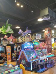 -卡通尼乐园(五彩世界店)