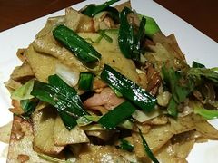 -鑫小城故事·砂锅·排骨藕汤(兴业路店)