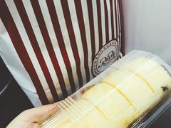 -红宝石·鲜奶小方·海派西点房(金杨店)