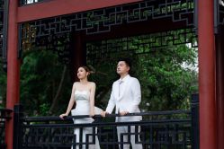-莫兰迪婚纱摄影
