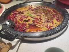 -巴国妹子毛肚火锅(蓝光悦城店)