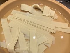 -龍歌自助小火锅(芝罘万达店)