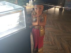 -暹罗酒肆泰餐厅酒吧