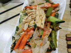 -呷哺呷哺(融创茂店)