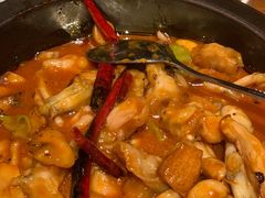 黑松露牛肝菌焖牛蛙-云海肴·汽锅鸡·云南菜(天山百盛优客店)