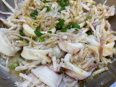 鱿鱼蒸芋丝-金家港海鲜大排档(中山路店)