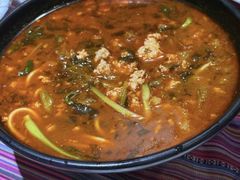 -香巴拉云南餐厅(华莱坞店)