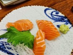 三文鱼刺身-黑门食堂