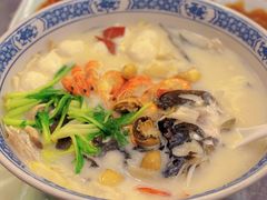 极品鱼头皇-山外山菜馆(玉泉路店)
