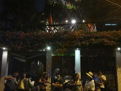 -Cuc Gach Quan Restaurant