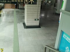 -上海体育馆(地铁站)