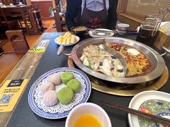 -沸炉重庆老火锅(军事博物馆店)